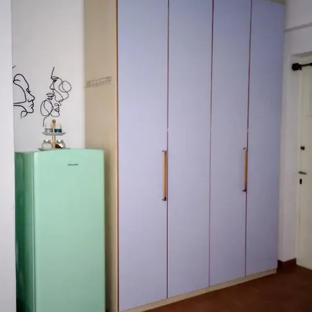 Estia Apartment *
