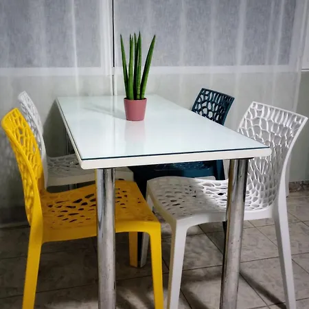 Estia Apartment